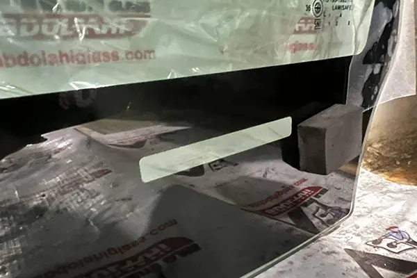 بهترین مارک شیشه جلو هایلوکس