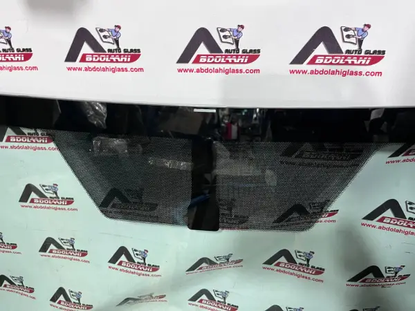 شیشه جلو راو 4