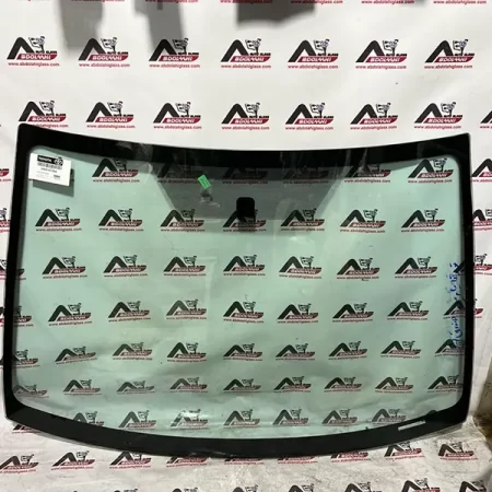 شیشه جلو یاریس صندوقدار 2