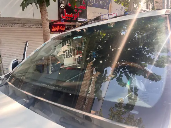 قیمت شیشه جلو پرادو